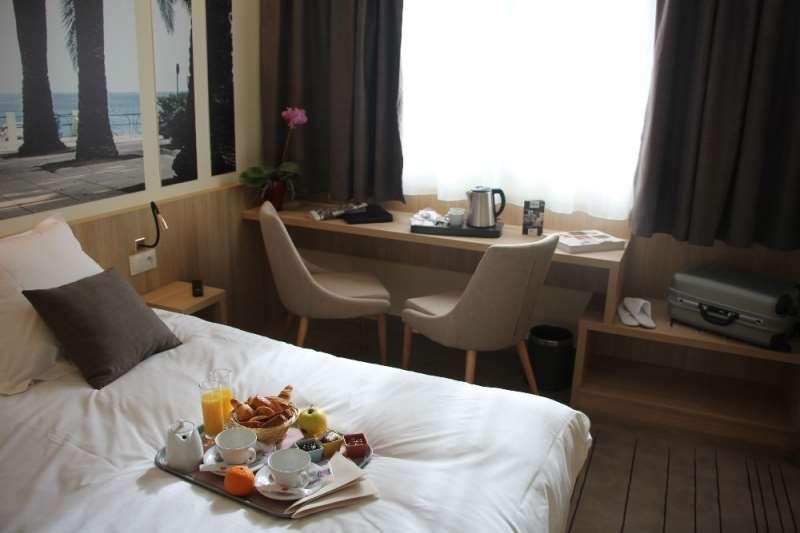 Brit Hotel Montargis Mormant-sur-Vernisson Oda fotoğraf